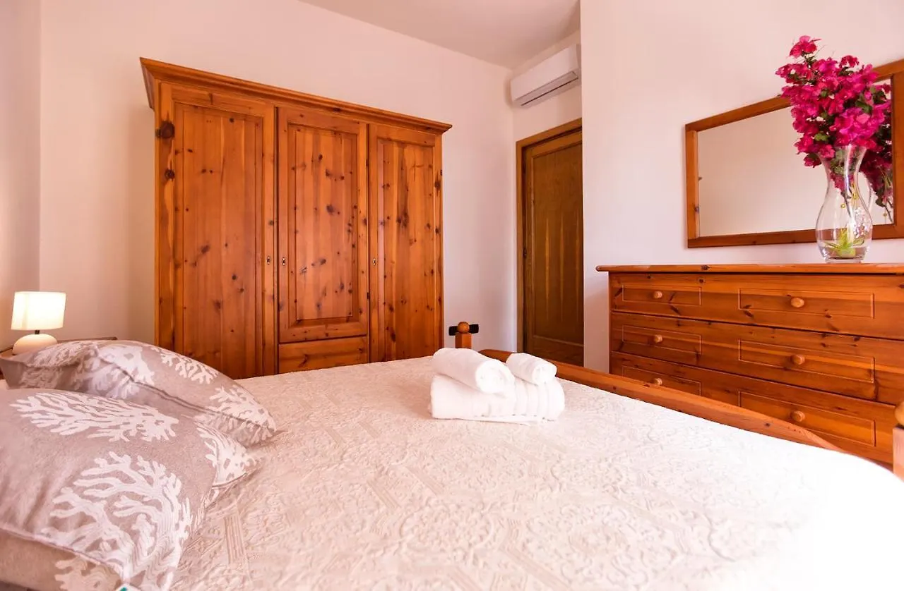 Villa Eugenie Альгеро 0*,  Италия